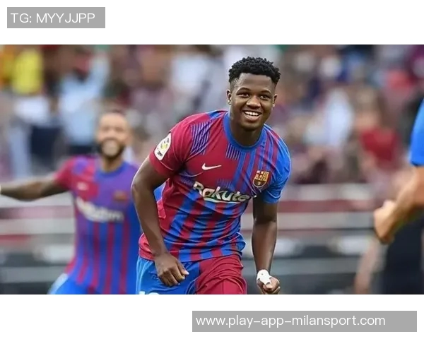 队报:法蒂法甲15场8球效率很高,但球员状态因伤病无法持续 队报:法蒂法甲15场8球效率很高,但球员状态因伤病无法持续